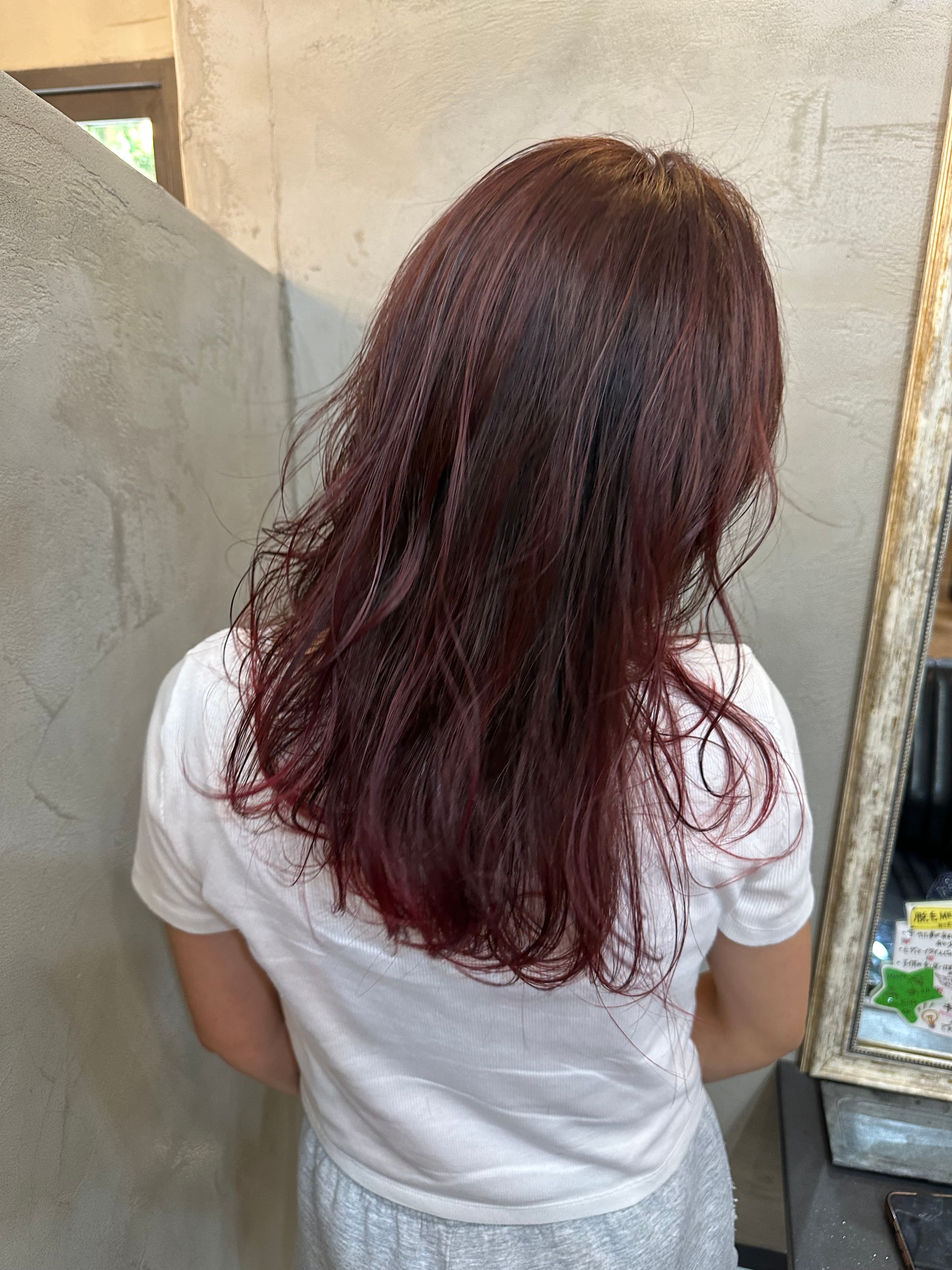 オレンジのウェーブヘア